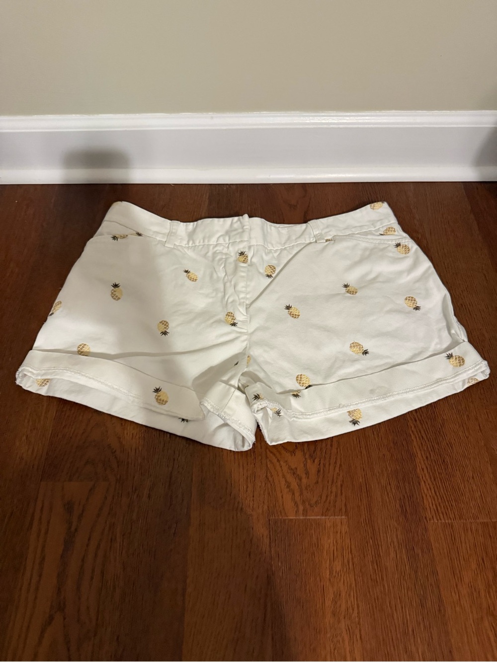 J.Crew Pineapple Embroidered Chino Shorts White Size 14 Favorite Fit